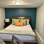 Serenity Haven - Modern Retreat